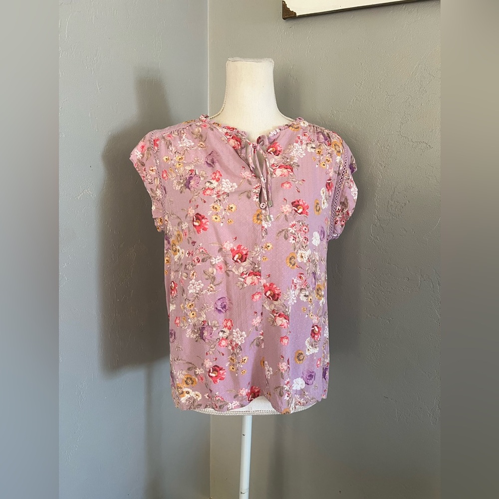 Buffalo David Bitton Floral Blouse - Lavender and Red size M